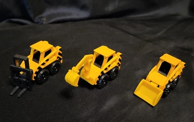 Maisto Construction Trucks, Forklift, Dozer, Backhoe 2-1/2" Long - Image 1 of 4