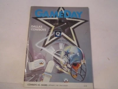 1982 DALLAS COWBOYS VS HOUSTON OILERS NFL FOOTBALL PROGRAM - TUB MMMM1 - Image 1 of 4