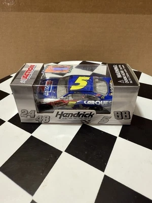 RARE* Mark Martin #5 CarQuest 2010 ACTION 1/64 Nascar Diecast - Image 1 of 4