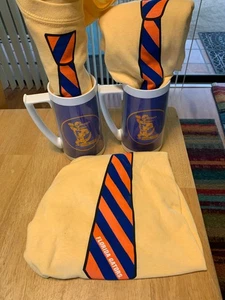 Florida gator mugs (2) Thermo-Serv 1980's PLUS 3 Lg Mr 2-bits T-shirts All new - Bild 1 von 9