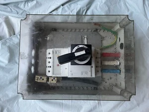 Moeller Eaton Electrical Isolator 3P 400A 1000v + Enclosure - Picture 1 of 5
