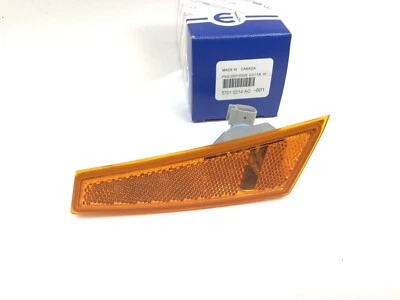 2010-2012 Jeep Liberty RH Passenger amber Side Marker Lamp new OEM 5700214AC - Image 1 of 4