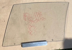 Vetro sportello sx Lancia Fulvia Sport Zagato - Picture 1 of 6