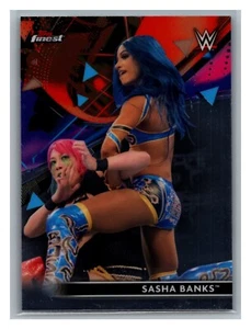 2021 Topps Finest WWE - #67 Sasha Banks - Picture 1 of 2