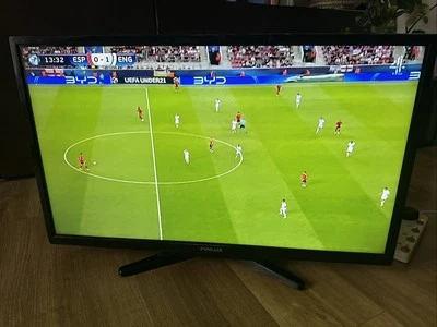 Finlux 32” LED HD TV - Image 1 of 4