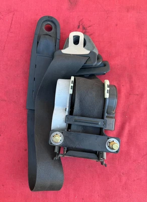 GENUINE FRONT Passenger Right Side SEAT BELT 1983-1987 HONDA PRELUDE (2nd Gen) Foto 1 de 4