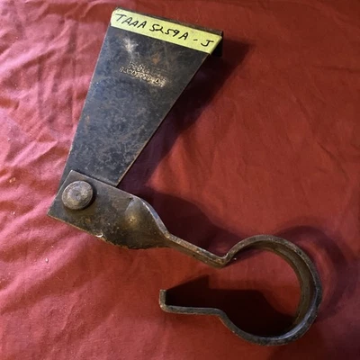 Colgador de escape 53 para camioneta y autobús Ford F100-350 54-56 F500-600 NOS TAAA-5259-A #j Foto 1 de 4