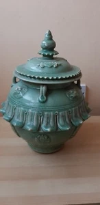 Chinese Longquan Vase With Cover - Picture 1 of 12