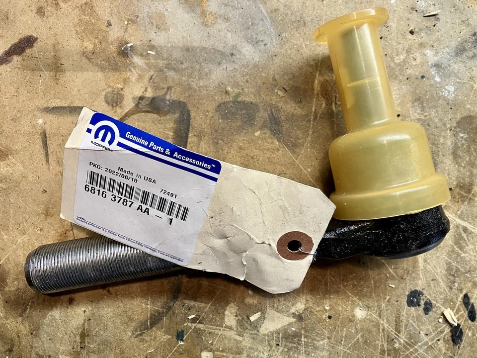 MOPAR REPLACEMENT TIE ROD (AT PITMAN) 08+ STEERING KIT 03-13 RAM 2500/3500 - Image 1 of 1