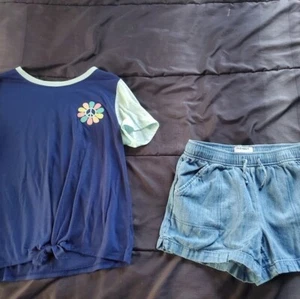 Girl Xl chambray shorts and short sleeve tee - Picture 1 of 3