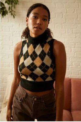 Urban Outfitters Argyle Polo Neck Tank Sweater Size M Grunge Goth Dark Academia  - Image 1 of 4