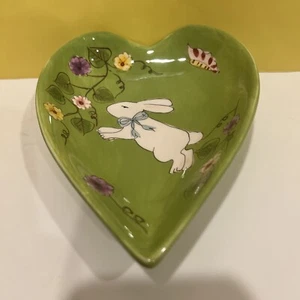 Gates Ware Dish Bunny/Rabbit Green Heart Shape Candy Trinket Dish - Picture 1 of 12