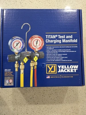 Colector chaqueta amarilla TITAN® #49967, con mangueras de 60" R22/404A/410A °F Foto 1 de 2