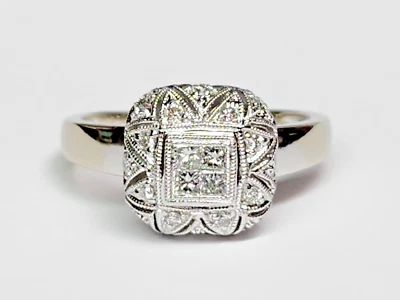 Brillante Anillo Cúpula Oro 14kw Diamante y Milgrain Acento Forma Cojín Talla 8.75 Foto 1 de 4