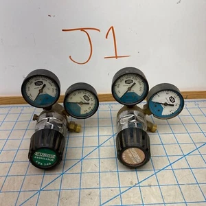 Reguladores de oxígeno x2 Union Carbide Purox CGA-540 y 510 con medidores sin probar - Imagen 1 de 17