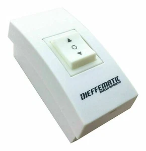 Schaltfläche Schalter Wand Außen Motor Schatten Elektrische 230V RS02 - Imagen 1 de 1