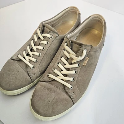 Zapatillas Tenis ECCO Taupe Talla 9 Cuero Suave Material Cómodas Parte Superior Baja Foto 1 de 4