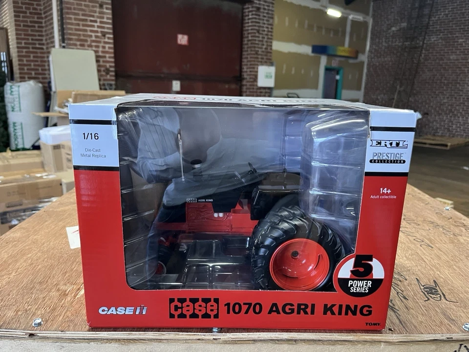 1/16 Case 1070 Outback Series #5 Chase - Image 1 of 4