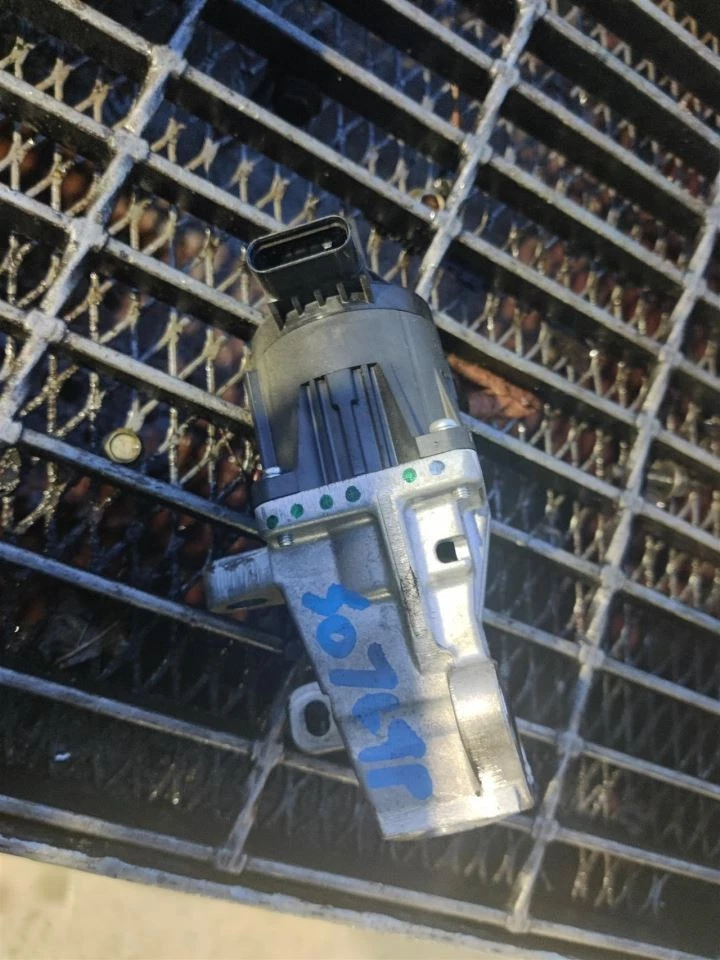 Ford Ranger 2020 EGR LB5Z9D475B Foto 1 de 4