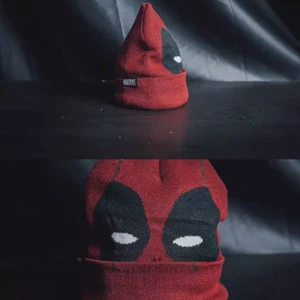Deadpool Cosplay Puño Tejido Invierno Nieve Sombrero Vengadores Gorro Gorra Nuevo - Imagen 1 de 4