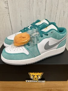 Air Jordan 1 Low New Emerald Turbo GS DO8244-301 - Picture 1 of 6