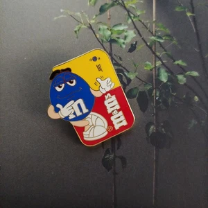 M&M’s Candy Lapel Pin Blue 1998 Advertising Badge - Picture 1 of 3