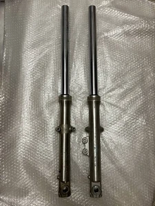 Genuine Yamaha XJ400 XJ400D Front Fork - Picture 1 of 12