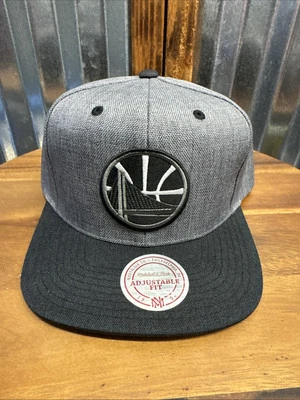 Mitchell & Ness NBA Golden State Warriors "The City" Gris Snapback Sombrero Nuevo Foto 1 de 2