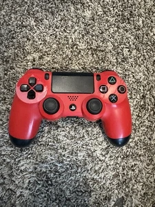 Sony PlayStation 4 PS4 DualShock 4 Wireless Controller Red CUH-ZCT2U - Picture 1 of 2