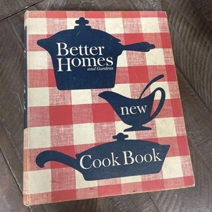 Better Homes and Gardens New Coobook Revised Edition 1st Printing 1962 - Picture 1 of 8