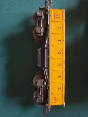 LIONEL  3652 YELLOW GONDOLA  SIDE DUMP  CAR TINPLATE O GAUGE - Image 1 of 4