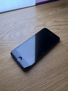 iphone 5, black for parts won’t turn on - Picture 1 of 10