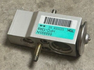 USED Porsche 911 996,986 ,997,987 HVAC AC EXPANSION VALVE  99657392901 - Bild 1 von 9