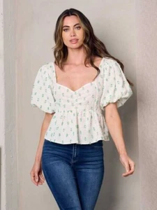 SHORT PUFF SLEEVE DETAILED PEPLUM TOP - Picture 1 of 3