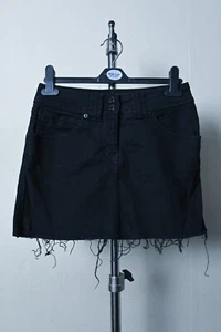 Oasis Women's Denim Jeans Skirt Black - Size XS (6) - Picture 1 of 4