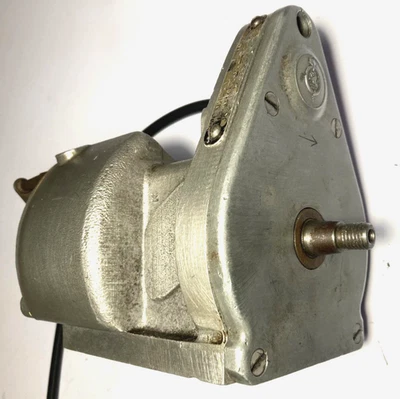 Lucas M01L Magneto for Vintage 1960 Norton   Singles ES2 50 18 Blue Spark - Image 1 of 4