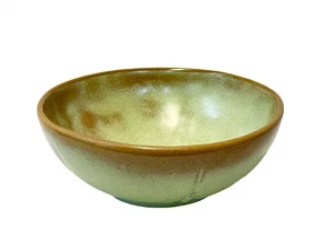 Vintage 1950's Frankoma Prairie Green 8.5" Round Bowl 224 Lazy Bones - Picture 1 of 5