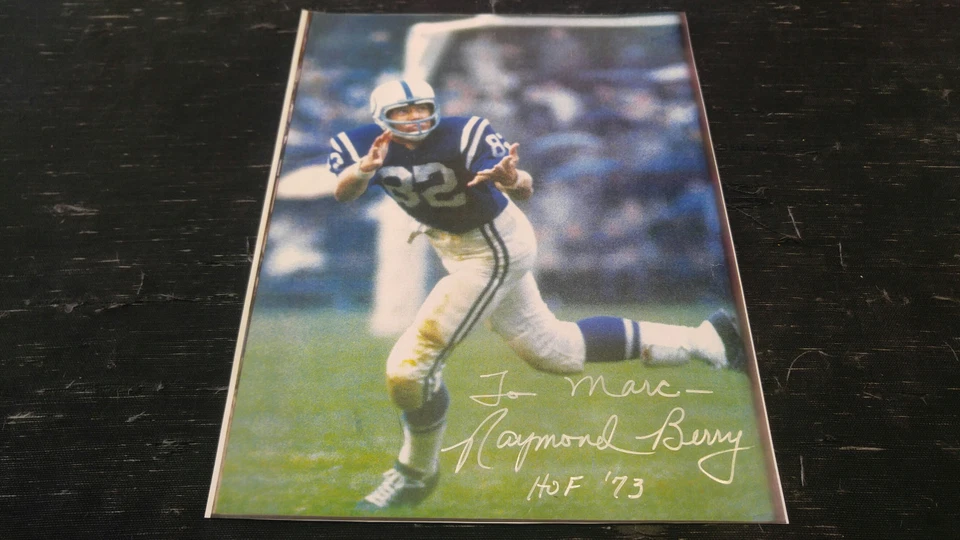 Raymond Berry Baltimore Colts Signed 11x14 COA - Image 1 of 1