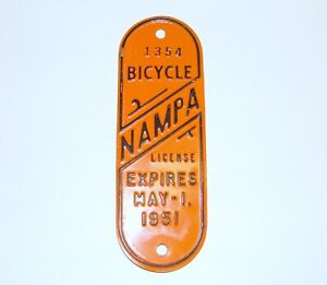 ~ Vintage 1951 NAMPA Tablica rejestracyjna roweru #1354 - W bardzo dobrym stanie 6 1/4" x 2 1/8" ~