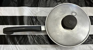 Vintage SALADMASTER Cooking Pot w/ Steam Vent Solid Aluminum No 201 Salad Master - Picture 1 of 9