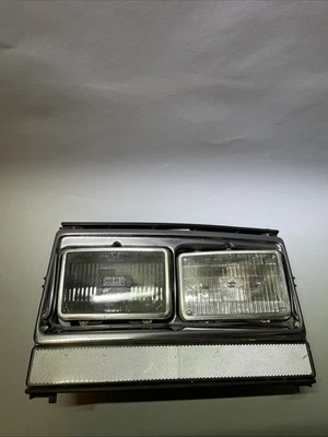 Фара водителя в сборе Volvo 240 DL GL 242 244 245 LH четыре двойные квадратные - Изображение 1 из 4