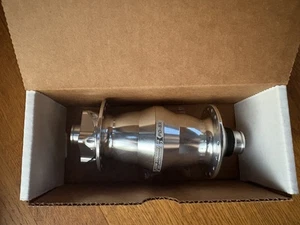 Shutter Precision Dynamo Hub PD-8X 150mm Thru Axle - ISO 6 bolt disc 32h Silver - Picture 1 of 4