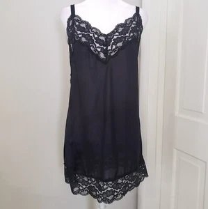 VTG Womens Lace Trimmed Slip Dress MEDIUM Whimsigoth Feminine Dark Romantic - Picture 1 of 10