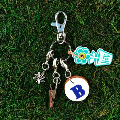 HOTI Hemp White Navy Blue Cork Custom Initial Leaf Roach Clip Charm Keychain NWT - Image 1 of 4