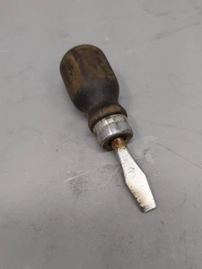 Vintage Stubby Screwdriver Wood Handle Slotted Unbranded Owners Mark Flat Blade - Picture 1 of 6