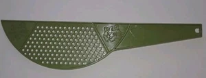 Vintage Remembrance Esso Pot And Pan Strainer Avocado Green Tiger Gas Advertise - Picture 1 of 4