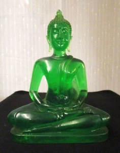 THAI BUDDHA CLEAR GREEN RESIN BUDDHA - Picture 1 of 7