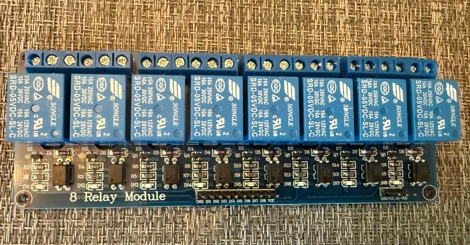 8 Channel DC 5V Relay Module for Arduino Raspberry Pi - Image 1 of 3