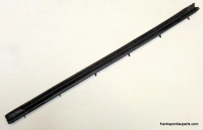 1961-62 NOS GM 2dr Ht RH Rubber Weather Strip #5711228 Pontiac Catalina Chevy — 第 1/3 张图片