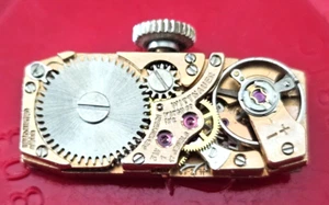 VINTAGE~WITTNAUER 3W1~17J SWISS WATCH MOVEMENT (RUNNING) - Picture 1 of 2